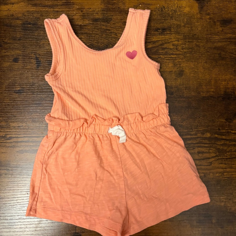 Carter's‎ Pink Orange Peach Ribbed Heart Romper (Girls 3T)
